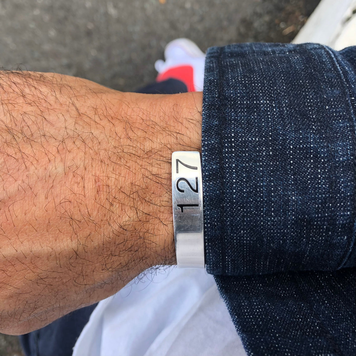 127
